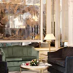 Hotel Grand Santa Lucia