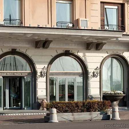 Hotel Grand Santa Lucia