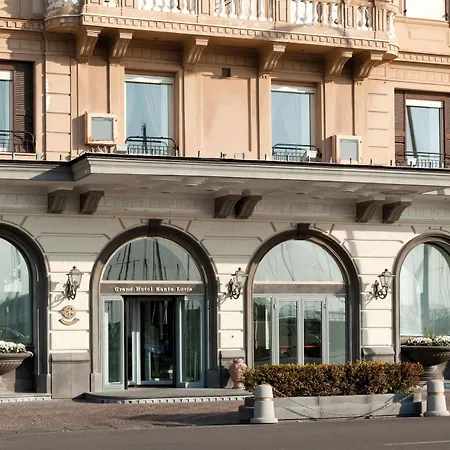 Hotel Grand Santa Lucia