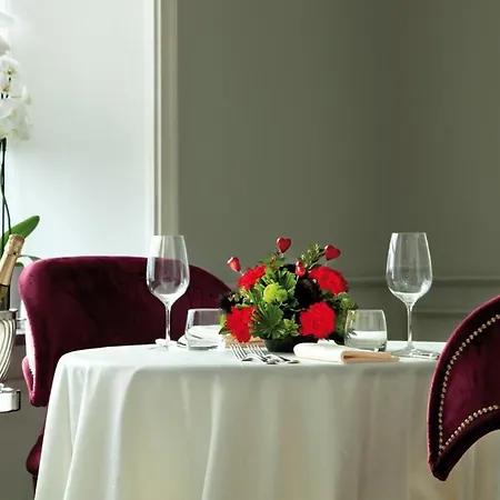 Hotel Grand Santa Lucia