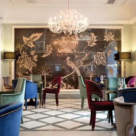 Hotel Grand Santa Lucia
