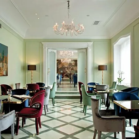 Grand Santa Lucia Naples