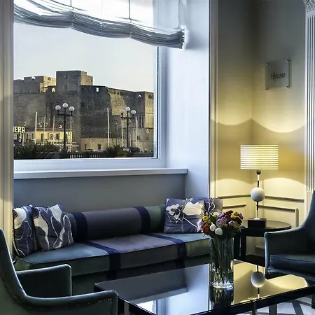 Grand Santa Lucia 4* Naples