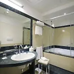 Hotel Grand Santa Lucia 4*
