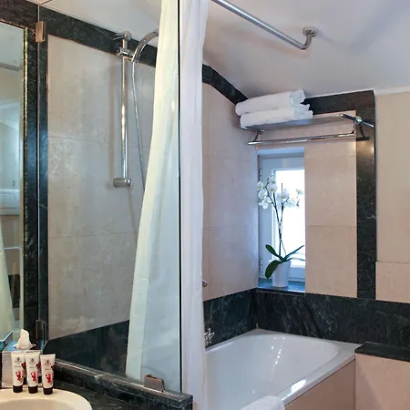 Hotel Grand Santa Lucia 4*
