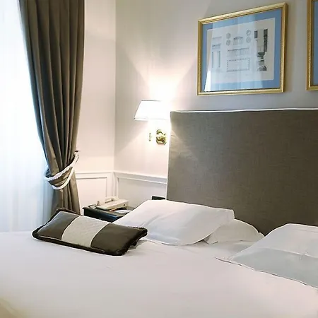 Grand Santa Lucia 4* Naples