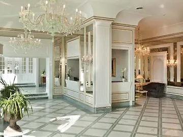 Hotel Grand Santa Lucia 4*