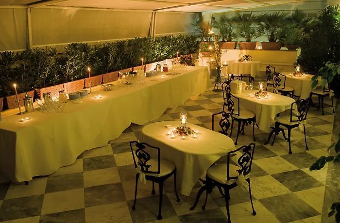 ホテル グランド サンタ ルチア 4*