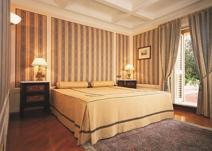 グランド サンタ ルチア ナポリ