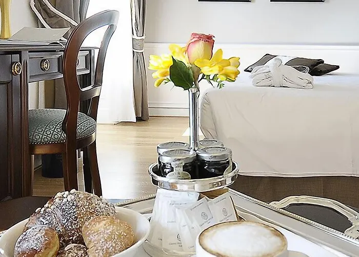 グランド サンタ ルチア 4* ナポリ