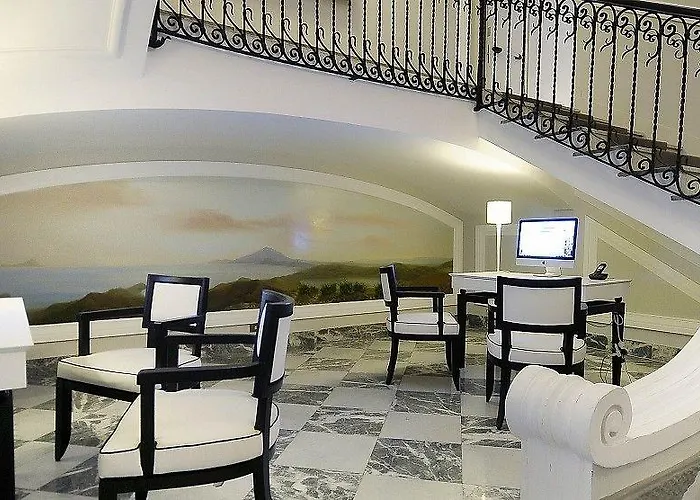 グランド サンタ ルチア ホテル ナポリ