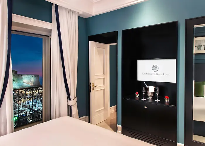 グランド サンタ ルチア ナポリ