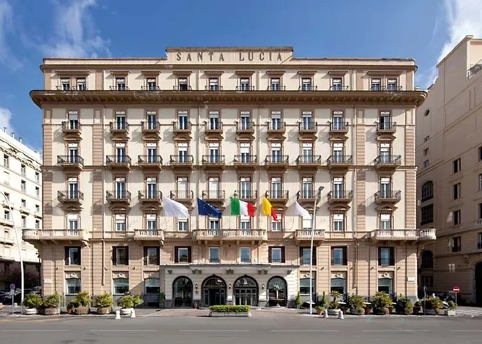 グランド サンタ ルチア 4* ナポリ